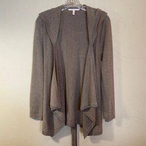 VS 100% cashmere hooded sweater